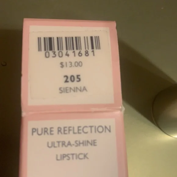 PURE REFLEXION SIENNA LIPSTICK 205 VICTORIA SECRET